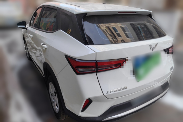 五菱汽车 五菱星驰 2022款 1.5L 手动自由型车身外观5