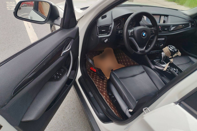 宝马X1 2015款 sDrive18i 时尚晋级版中控内饰20