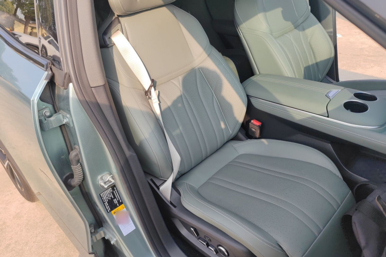 深蓝汽车 深蓝S07 2024款 285Max 乾崑智驾ADS SE增程版局部细节41