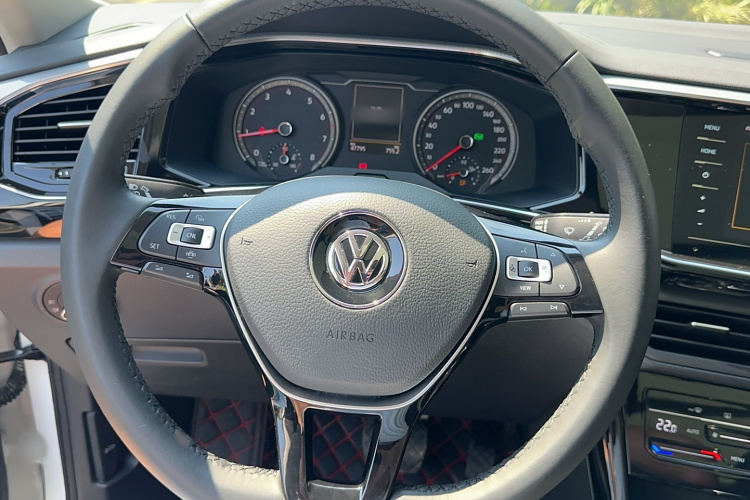 大众 探岳 2020款 330TSI 两驱豪华智联版局部细节13