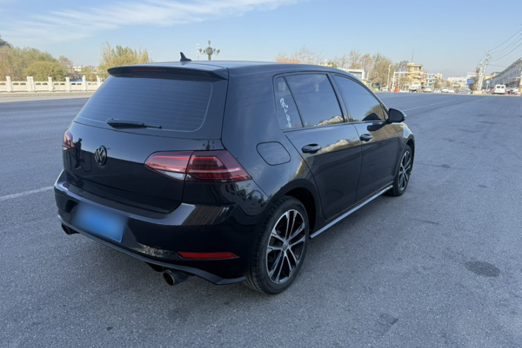 大众 高尔夫 2019款 280TSI DSG R-Line型 国V车身外观6005