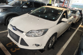 福特 福克斯 2012款 三厢 1.6L 自动风尚型