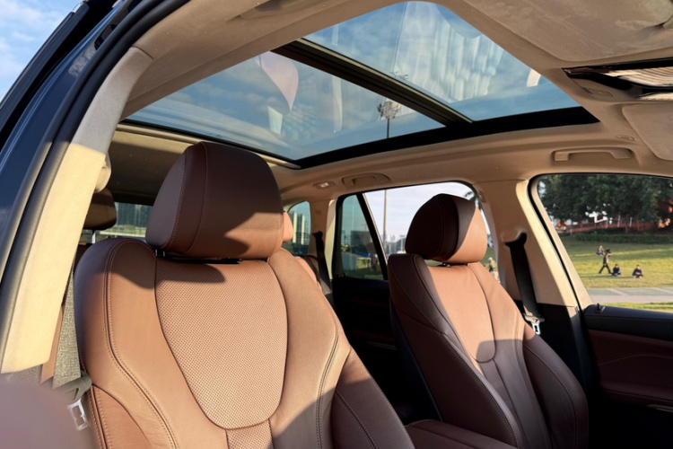 宝马X5(进口) 2022款 xDrive30i M运动套装中控内饰7014