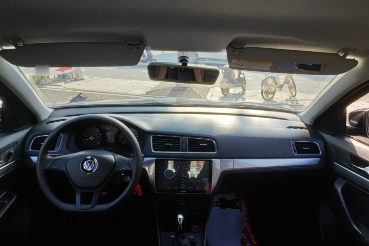 大众 朗逸 2017款 1.6L 自动风尚版中控内饰12