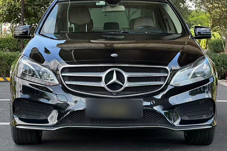 奔驰E级 2015款 E 260 L 运动型车身外观6004
