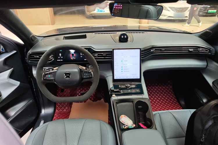 蔚来ES8 2020款 580KM 签名版 六座版中控内饰7002