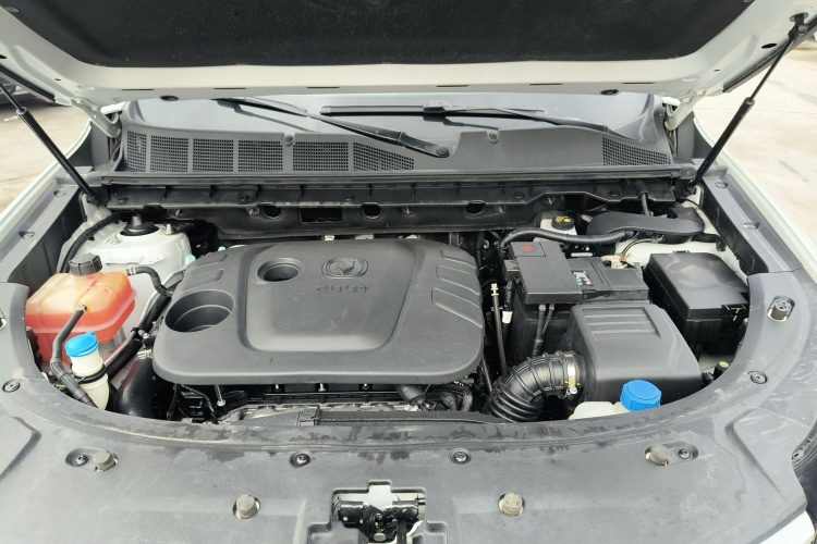 长安CS85 COUPE 2019款 1.5T DCT型版 国VI机舱底盘24