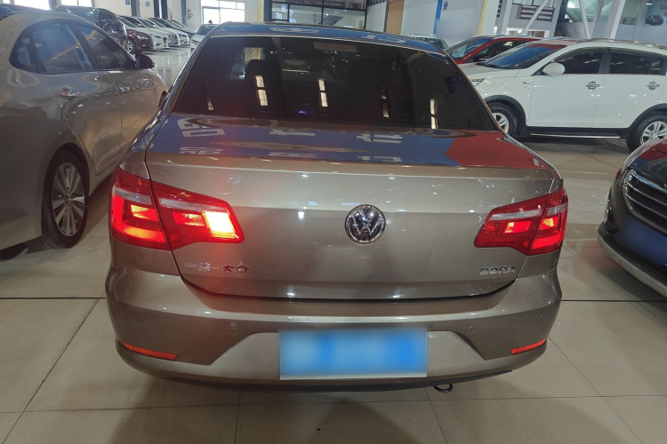 大众 宝来 2015款 质惠版 1.6L 手动时尚型车身外观6004