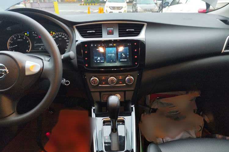 日产 轩逸 2022款 经典 1.6XL CVT豪华版局部细节16