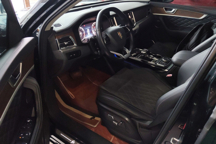 红旗HS7 2021款 2.0T DCT两驱智联旗享版中控内饰20