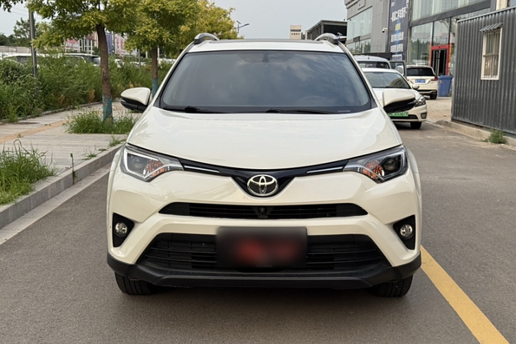 丰田 RAV4荣放 2016款 2.0L CVT两驱风尚版 国V车身外观6001