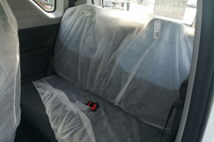 吉利银河 2024款 熊猫mini 200km 耐力熊中控内饰7004