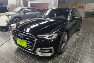 奥迪A6L 2024款 45 TFSI quattro 臻选动感型