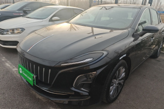 红旗E-QM5 2022款 431km 充电乐享版