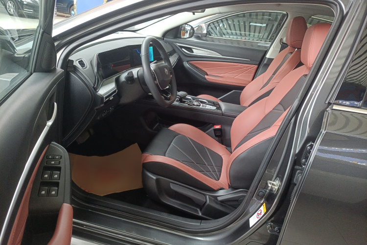 长安 逸动 2023款 畅享版 PLUS 蓝鲸NE 1.4T GDI DCT尊贵版中控内饰7003