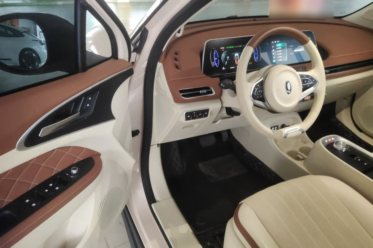 欧拉好猫 2022款 莫兰迪版 400km标准续航 尊贵型 磷酸铁锂中控内饰7003