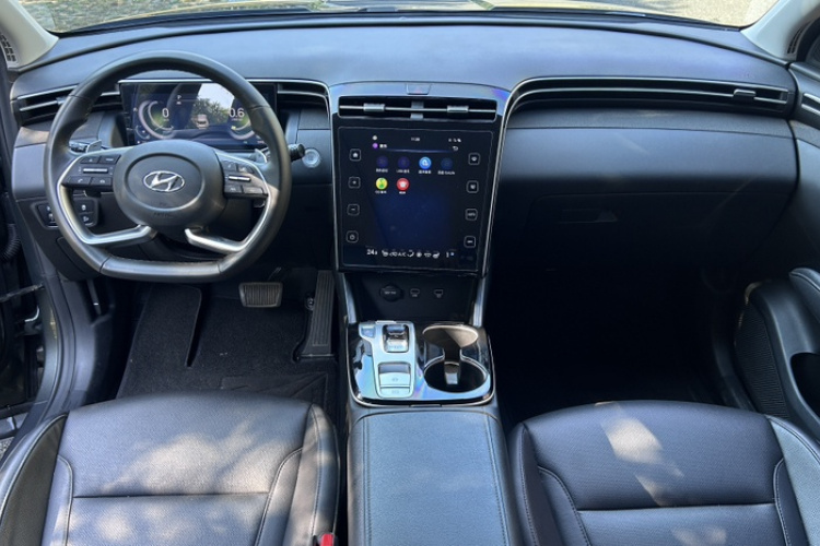 现代 2021款 途胜L 1.5T DCT LUX尊贵版中控内饰7003