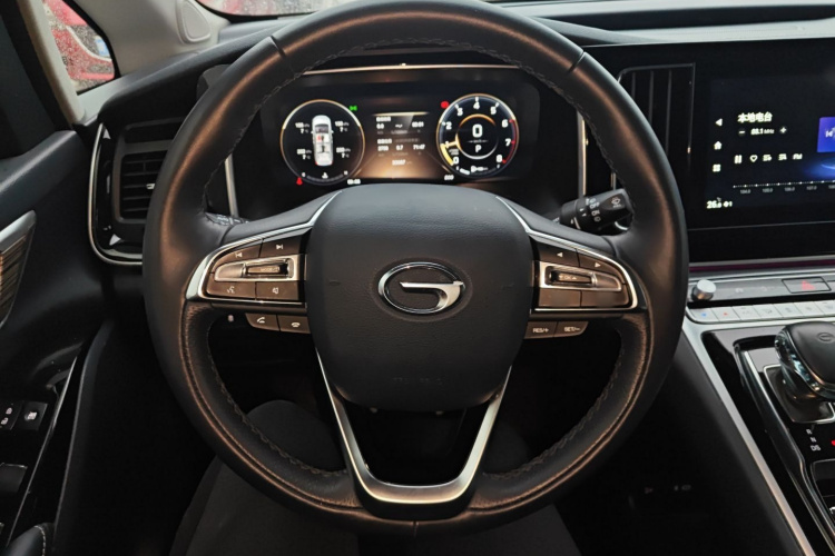 广汽传祺 传祺M8 2023款 领秀系列 390T 尊贵版局部细节13