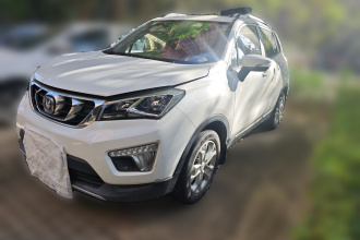 长安CS15 2016款 1.5L 手动时尚版