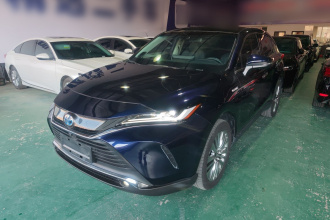 丰田 凌放HARRIER 2022款 双擎 2.5L CVT四驱旗舰版