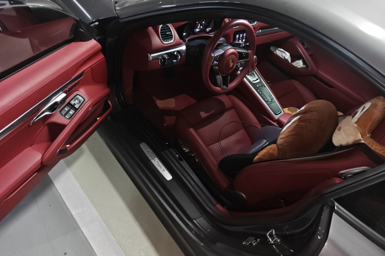 保时捷718 2022款 Cayman 2.0T中控内饰20