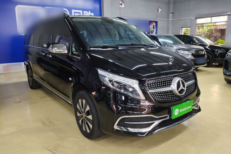 奔驰 威霆 2018款 2.0T 精英版 7座 国V车身外观6002