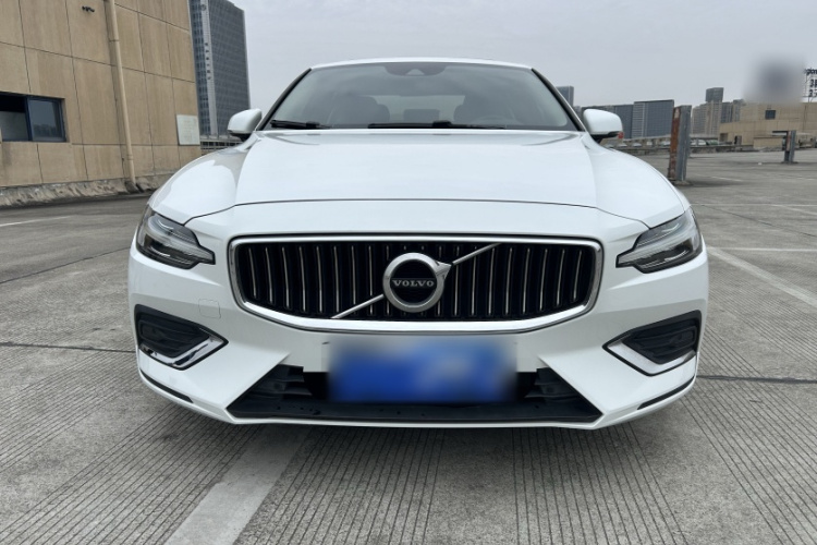 沃尔沃S60 2020款 T4 智逸豪华版车身外观6001