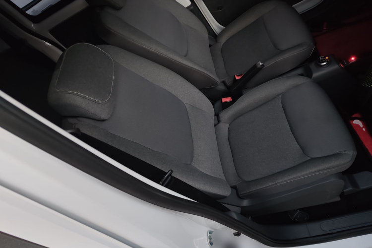 五菱汽车 五菱之光新能源 2025款 201km 标准型局部细节41