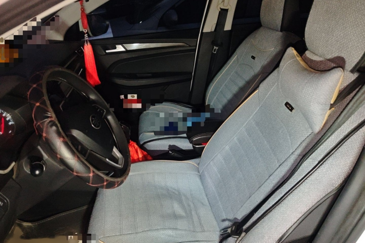 一汽 骏派CX65 2018款 1.5L 手动舒适型局部细节19