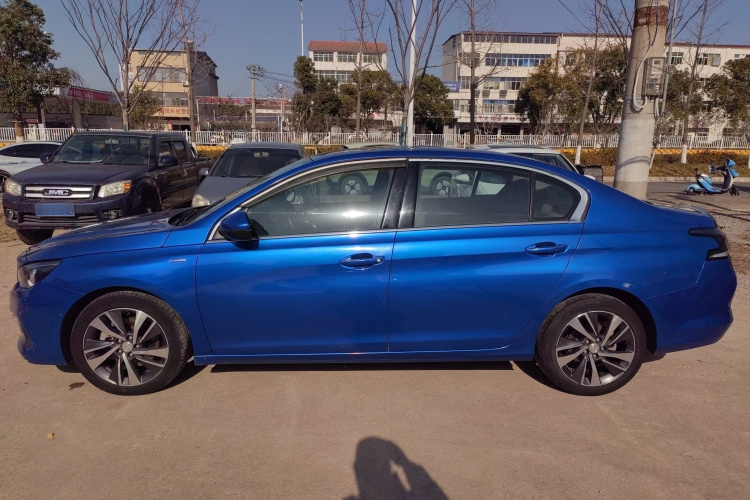 标致408 2019款 350THP 自动至尊版 国V车身外观4