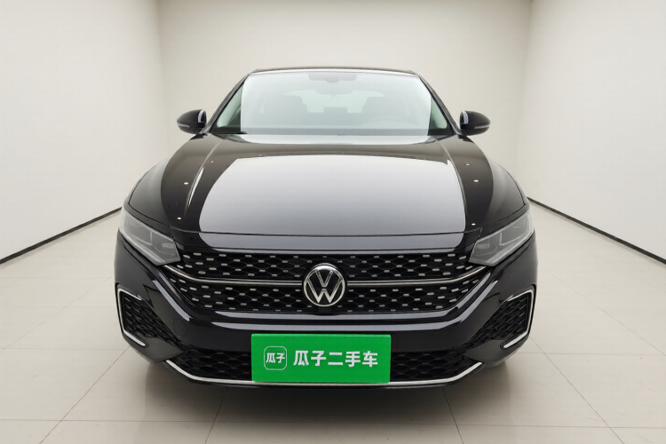 大众 帕萨特 2023款 330TSI 星空精英版车身外观2