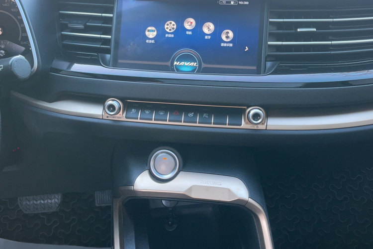 哈弗H6 2019款 红标 2.0GDIT 自动冠军版局部细节16