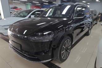 鸿蒙智行 问界M9 2025款 增程 Ultra版 52kWh 6座版