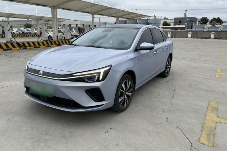 飞凡汽车 飞凡ER6 2021款 新动版 620km 智享版车身外观1