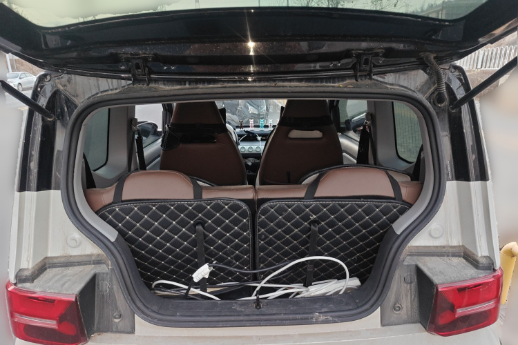 五菱汽车 宏光MINIEV 2022款 GAMEBOY 200km 玩咖款 磷酸铁锂中控内饰23