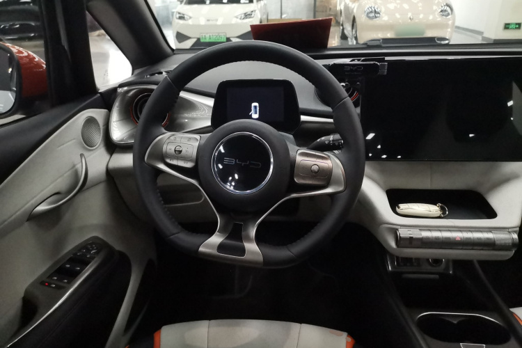 比亚迪 海豚 2021款 405km 自由版中控内饰13