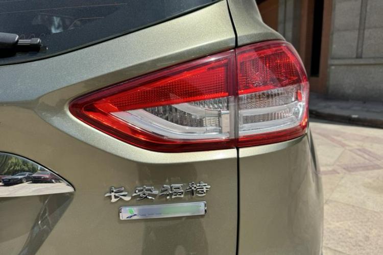 福特 翼虎 2015款 1.5L GTDi 两驱风尚型车身外观6006