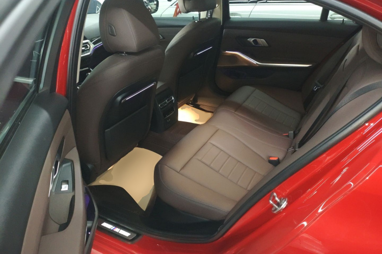 宝马3系 2021款 改款二 325Li M运动套装中控内饰21