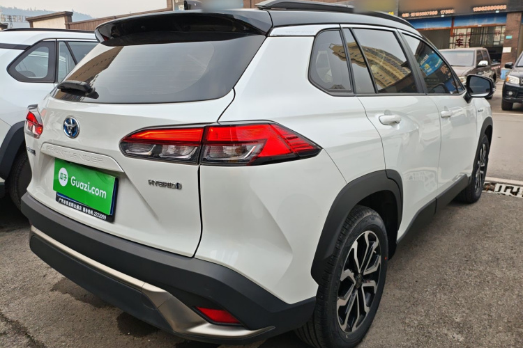 丰田 锋兰达 2023款 2.0L 智能电混双擎 尊贵版车身外观7