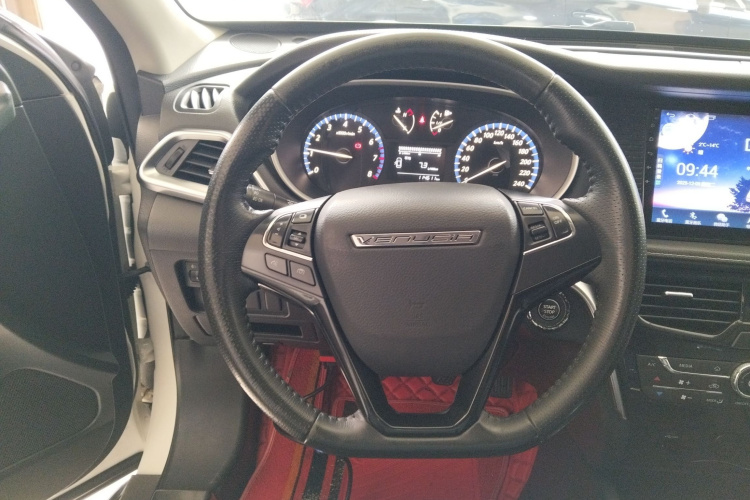 启辰T90 2017款 2.0L 手动智尚版局部细节13