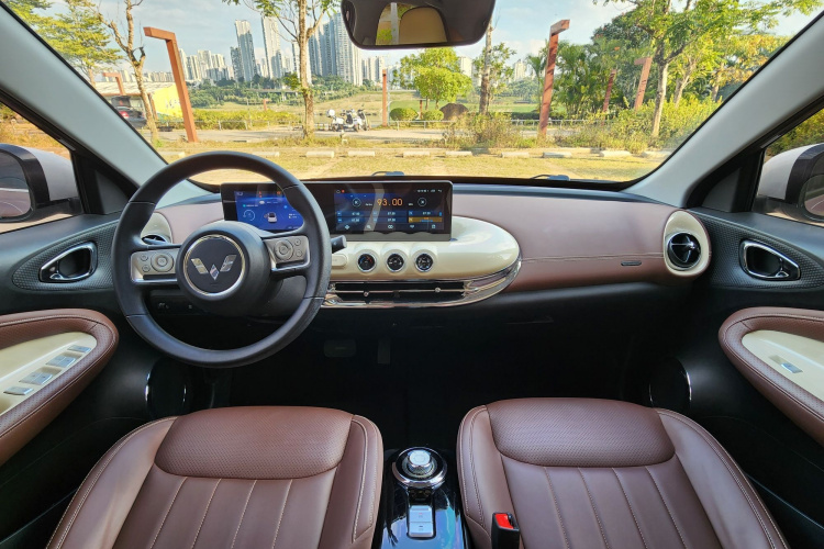 五菱汽车 五菱缤果 2023款 333km 悦享+款中控内饰7003