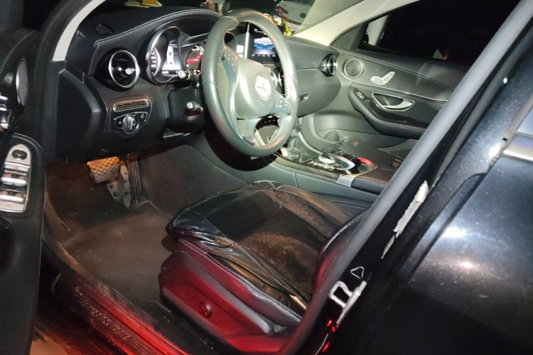 奔驰C级 2018款 C 180 L 时尚型运动版中控内饰7003