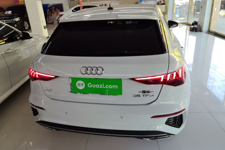 奥迪A3 2024款 Sportback 35 TFSI 时尚运动型车身外观6004