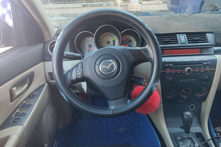 马自达3 2010款 1.6L 自动经典时尚型局部细节13