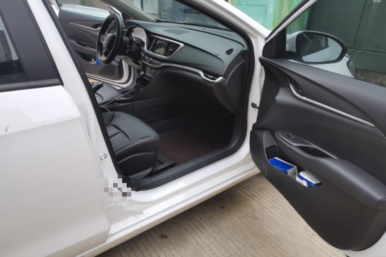 别克 英朗 2019款 18T 自动互联精英型 国V局部细节9005