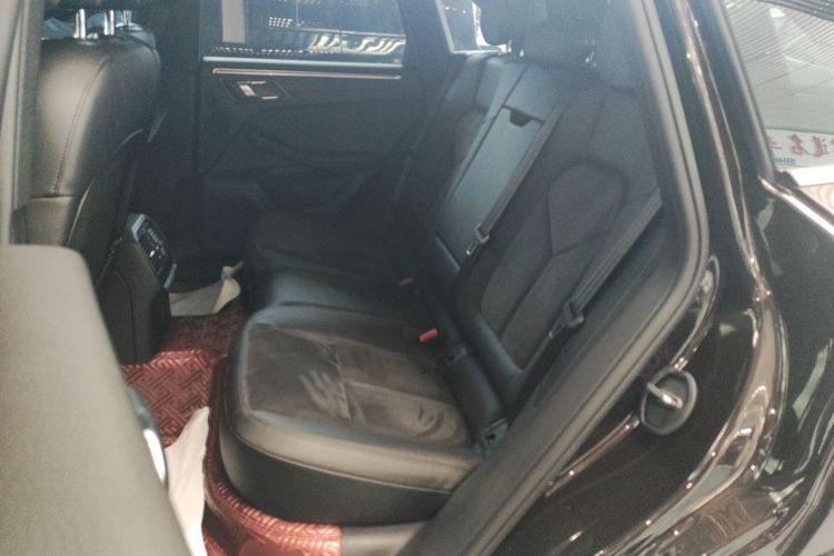 保时捷 2017款  Macan 2.0T中控内饰21