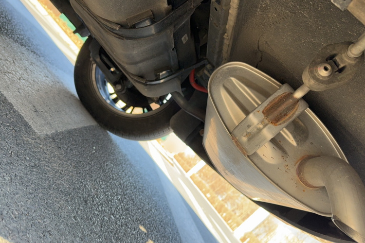 比亚迪 秦PLUS 2021款 DM-i 120KM 旗舰型局部细节9003