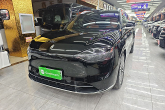 鸿蒙智行 问界M9 2024款 增程 Ultra版 42kWh 6座版