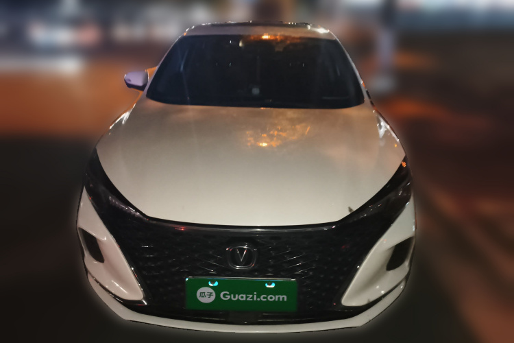 长安 逸动 2020款 PLUS 蓝鲸NE 1.4T GDI DCT旗舰型车身外观2