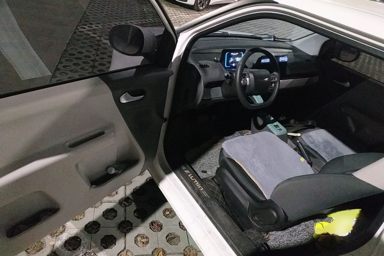 长安启源 长安Lumin 2022款 210km 香甜款中控内饰20